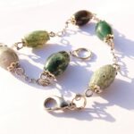 Groen enkelbandje met mosagaat